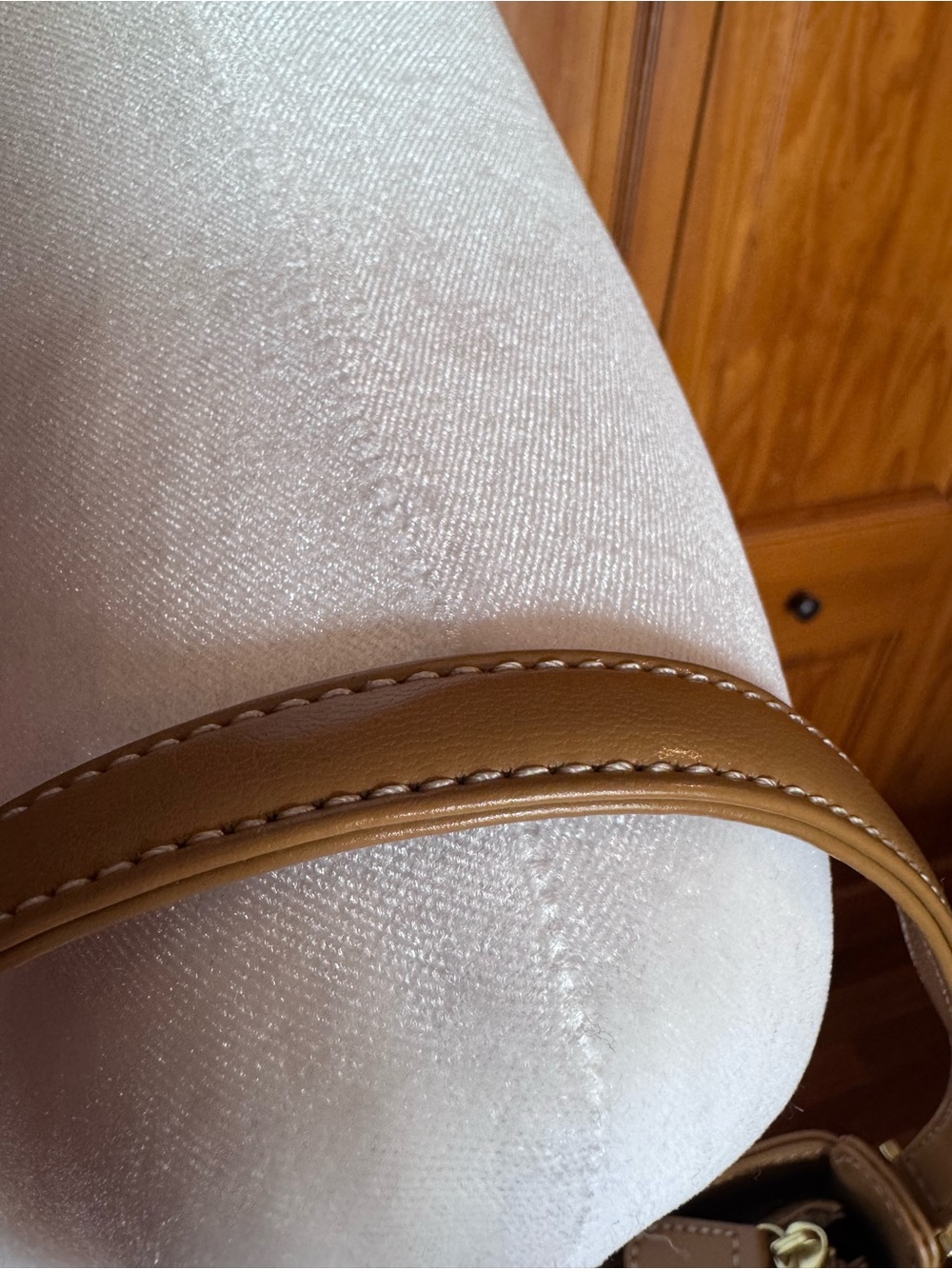 Liz Claiborne Camel Shoulder Bag - Picture 4 of 11